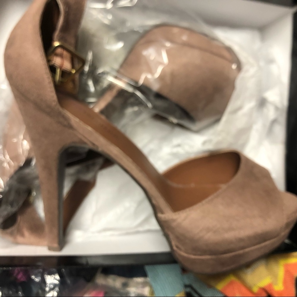 Taupe me out heels - Picture 4 of 4